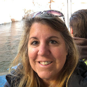 Meet your Posher, Jennifer